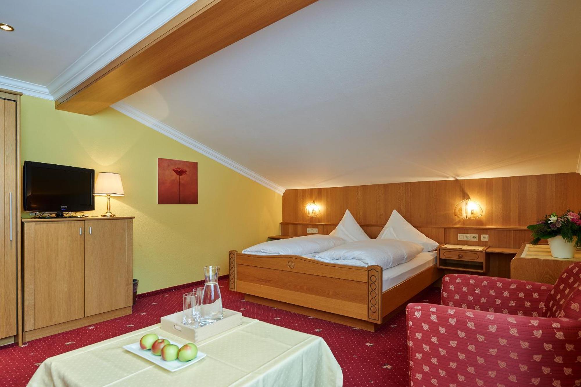Hotel Restaurant Formarin Oberlech Rom bilde