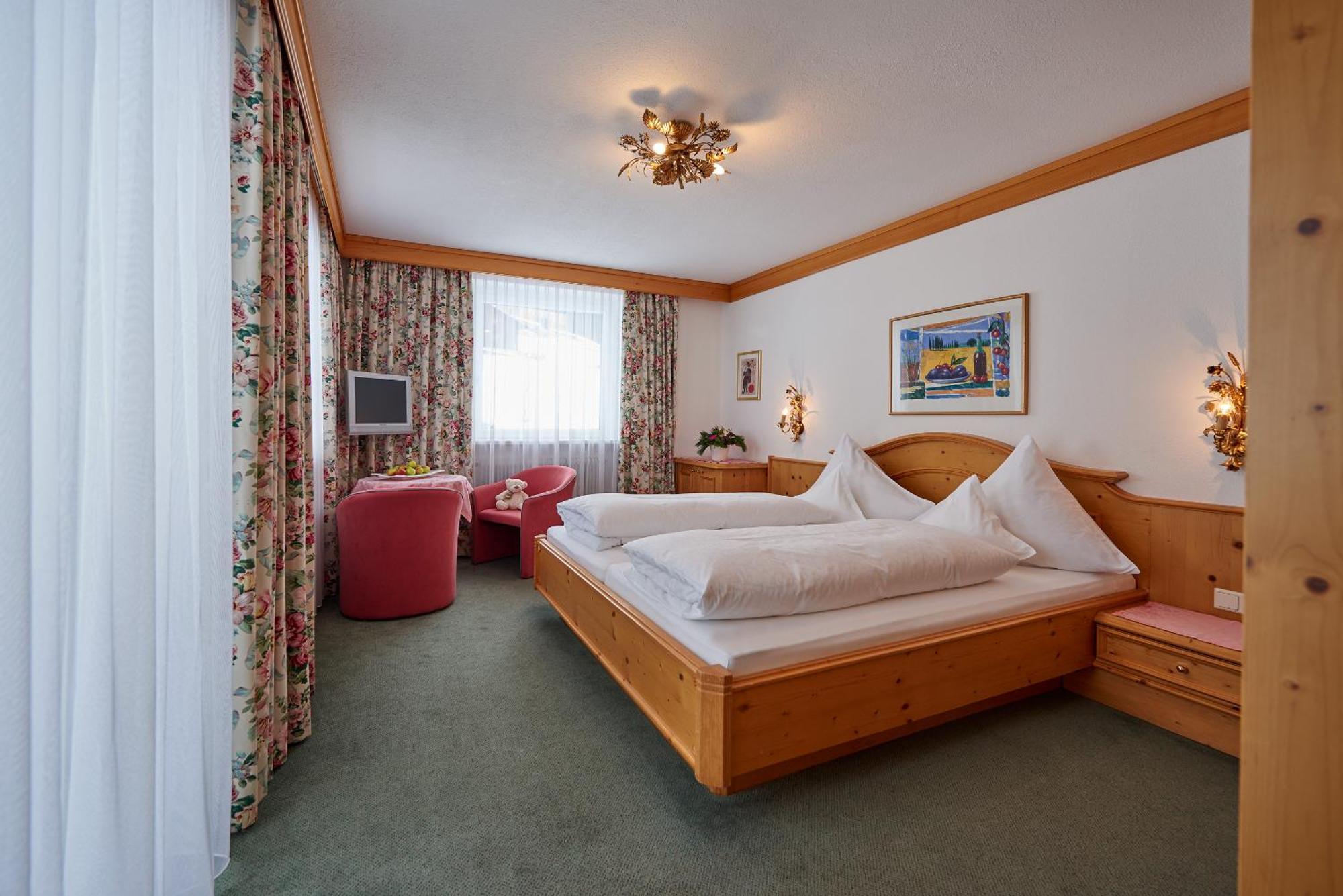 Hotel Restaurant Formarin Oberlech Rom bilde