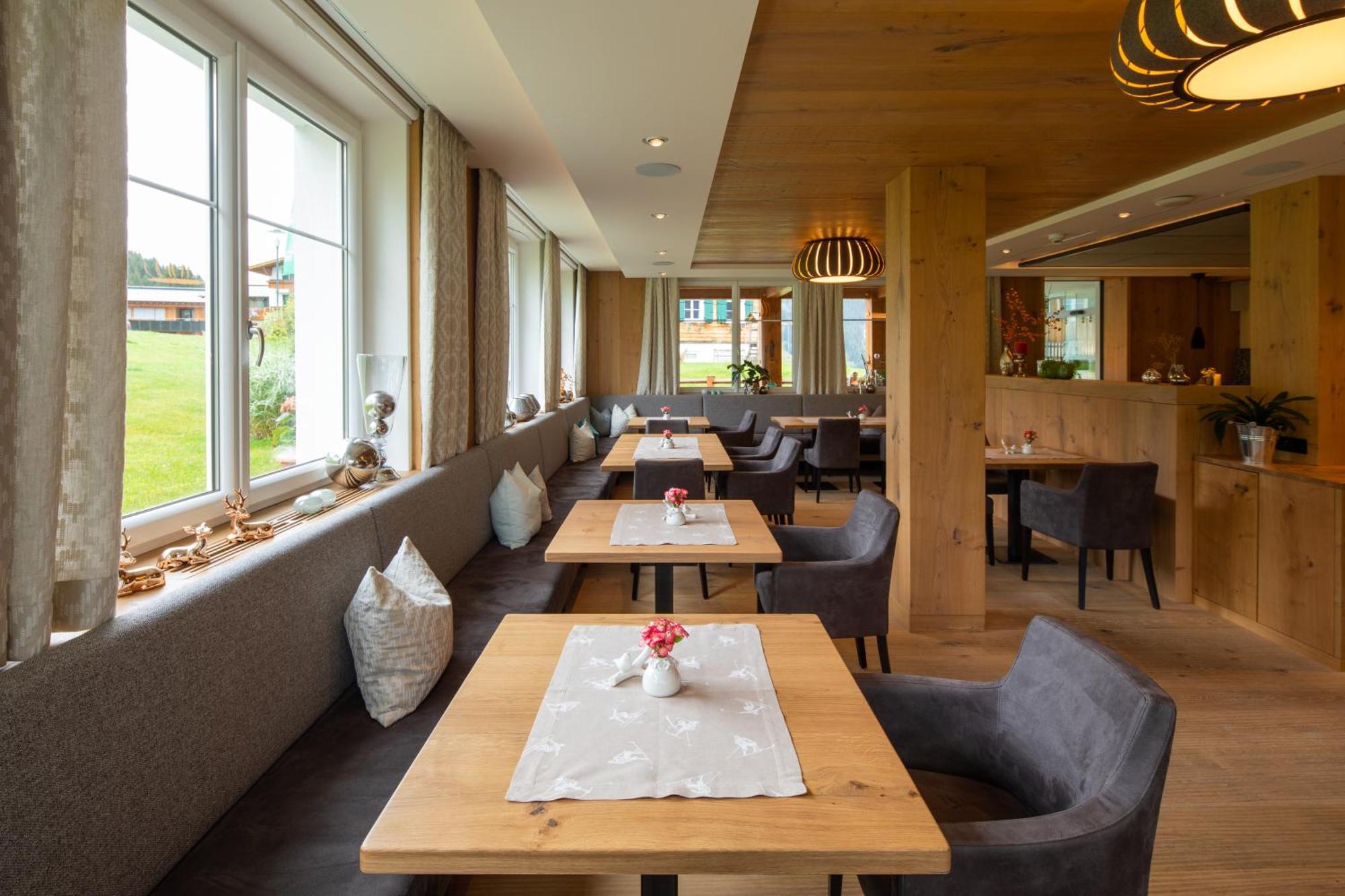 Hotel Restaurant Formarin Oberlech Eksteriør bilde